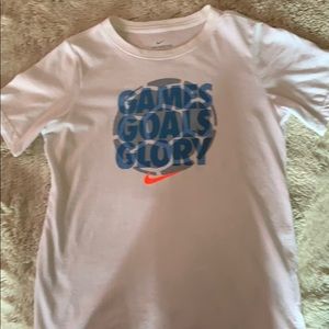 Nike T-shirt